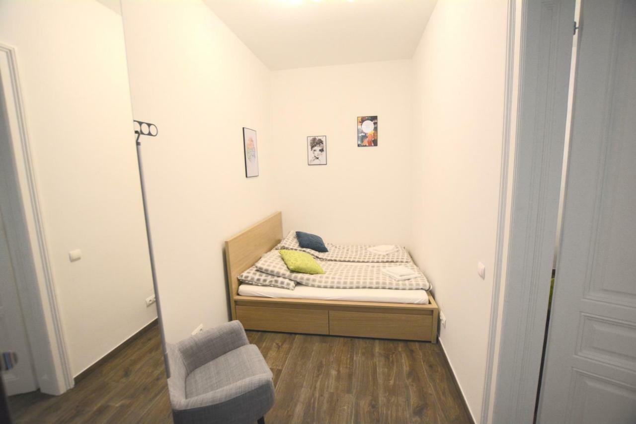 Prater & Center Apartment Mit Eigener Terrasse Виена Екстериор снимка